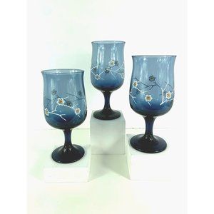 Vintage Libbey Blue Tulip Daisy Wine Glasses.